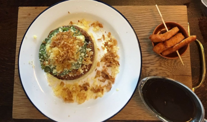 Pie Minister in Liverpool