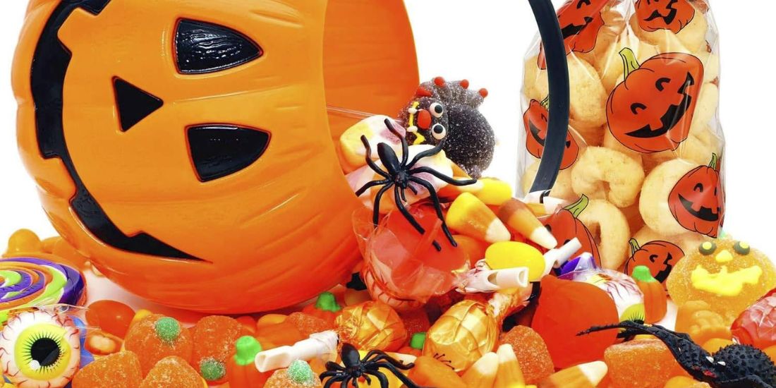 DIY Decor For Halloween & Creepy Crafts For The Kids