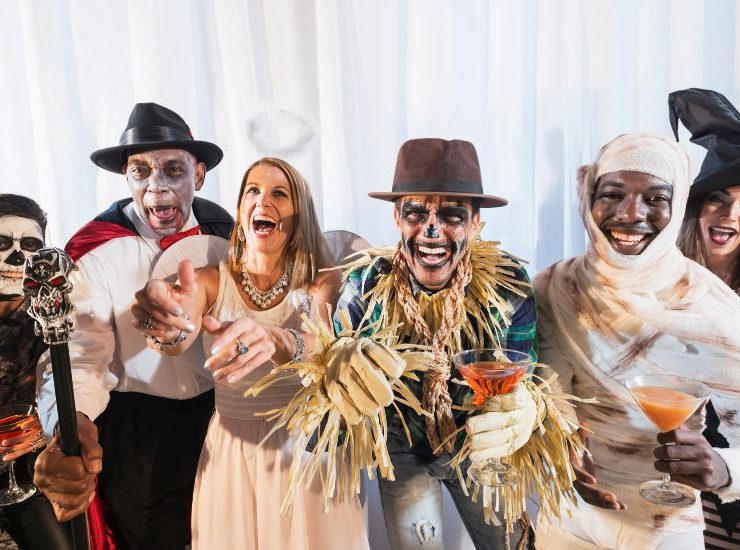 DIY Decor For Halloween & Creepy Crafts For The Kids