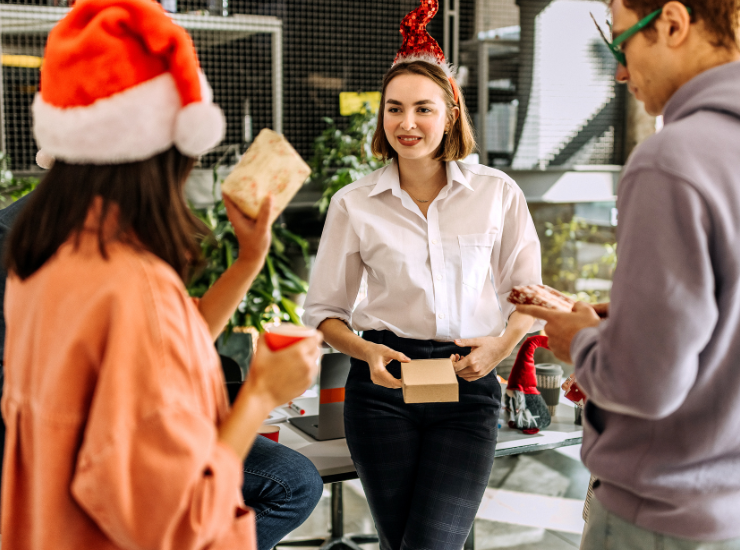 Last–Minute Christmas Gifts For Secret Santa 2024