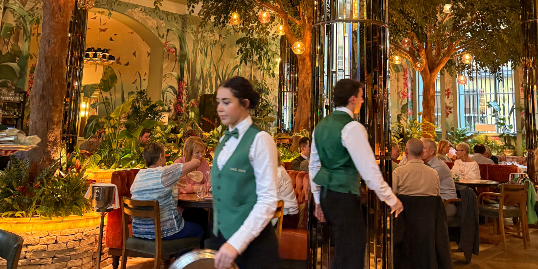 A Festive Feast at The Ivy Liverpool Brasserie