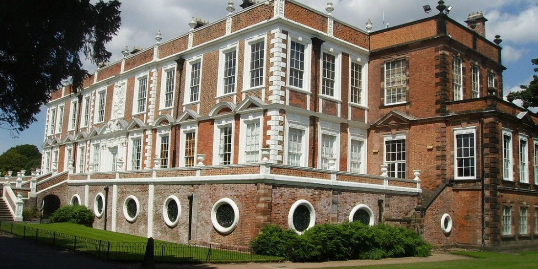 castles near liverpool